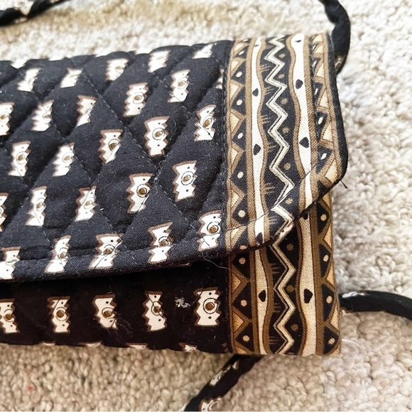Vera Bradley Crossbody Wallet Tri-Fold Zebras Clutch Travel Vacation Black - Picture 3 of 8